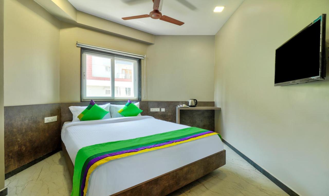 Treebo Sriz Cozy Seethamadhara Visakhapatnam Exteriör bild